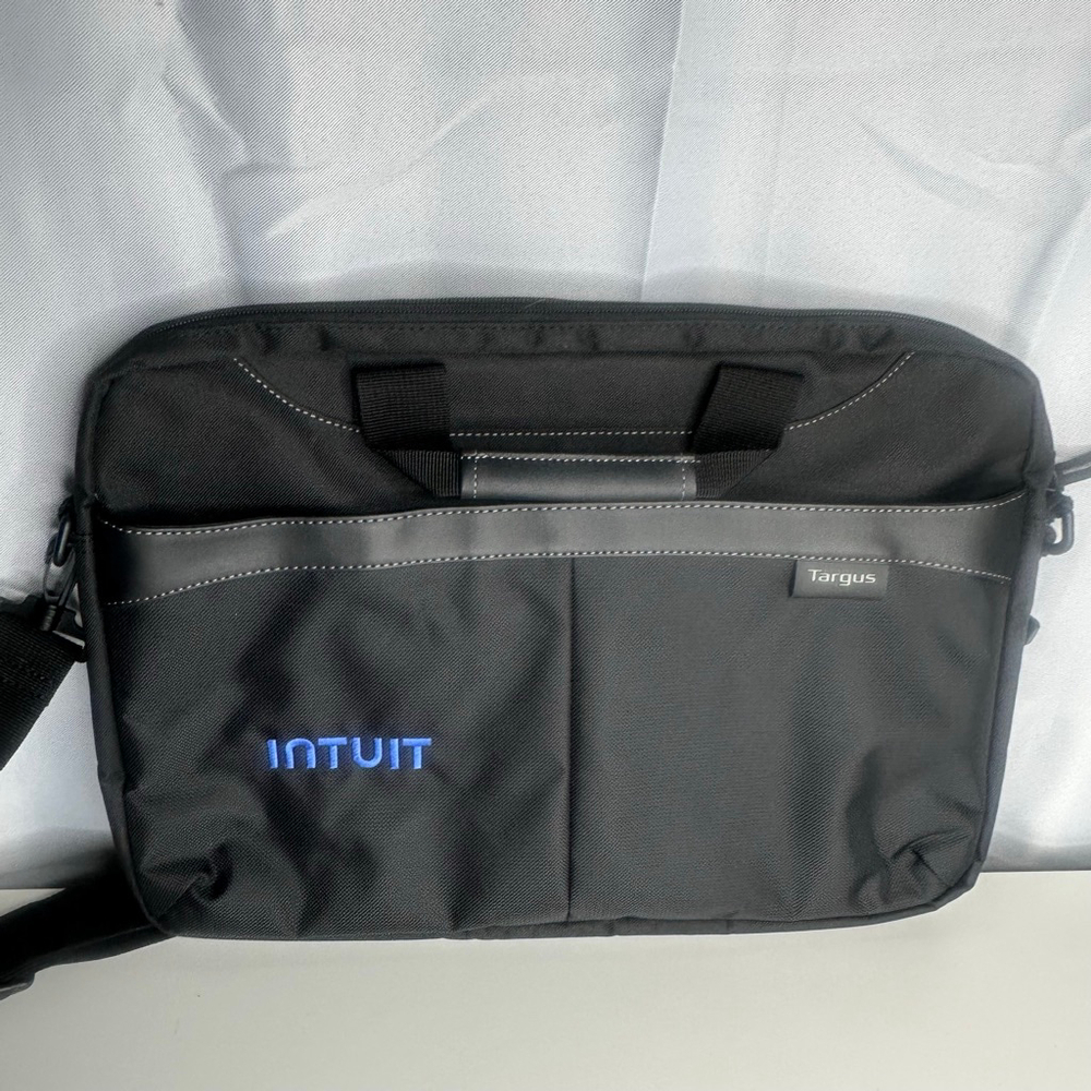 New Targus Black Laptop Slim Shoulder Briefcase (TSS898) up to 15.6-inch Laptops